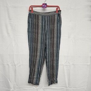 Jessica Simpson size S patterned loose stretchy pants